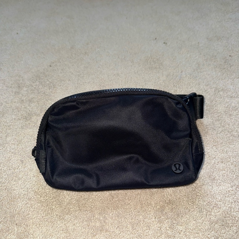 lululemon athletica Black Belt Bag